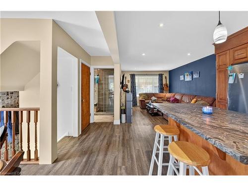 579 Upper Sherman Avenue, Hamilton, ON - Indoor