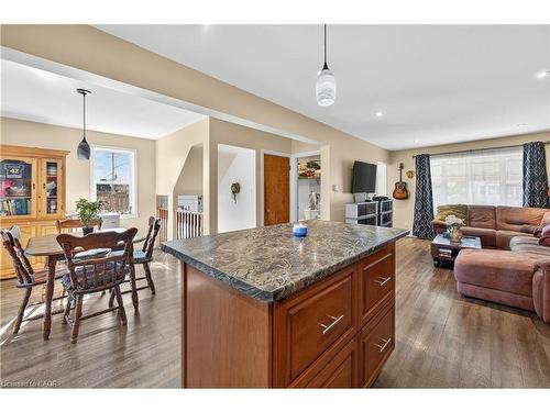 579 Upper Sherman Avenue, Hamilton, ON - Indoor