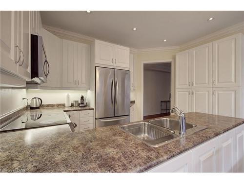 3308 Granite Gate, Burlington, ON - Indoor Photo Showing Kitchen With Double Sink