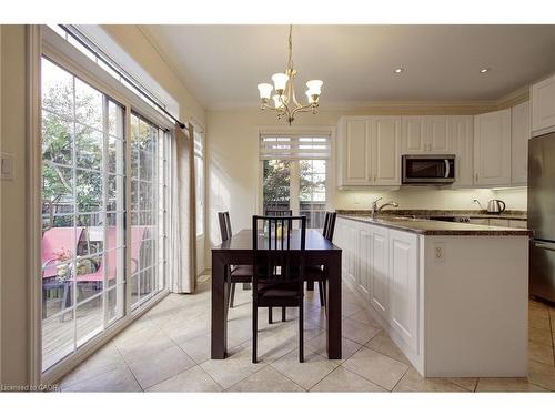 3308 Granite Gate, Burlington, ON - Indoor