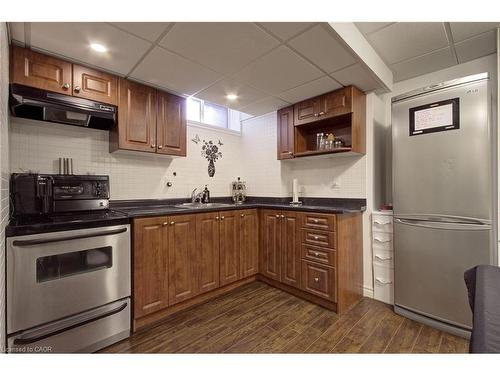 3308 Granite Gate, Burlington, ON - Indoor Photo Showing Kitchen