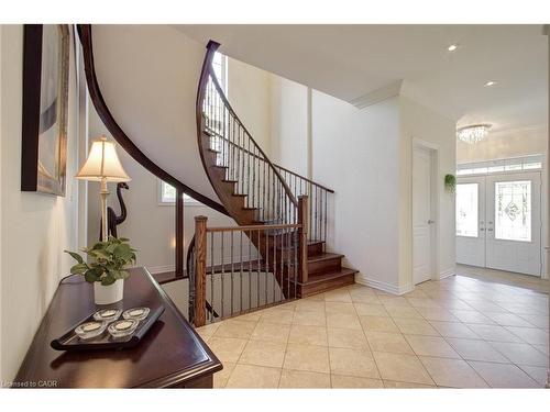 3308 Granite Gate, Burlington, ON - Indoor Photo Showing Other Room