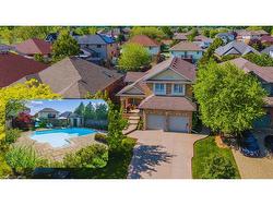 51 Napa Lane  Stoney Creek, ON L8E 6B7