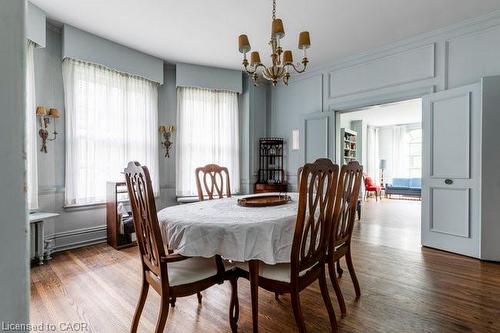 142 Aberdeen Avenue, Hamilton, ON - Indoor Photo Showing Dining Room
