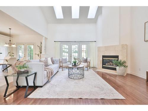 27-2165 Stavebank Road, Mississauga, ON - Indoor Photo Showing Living Room With Fireplace