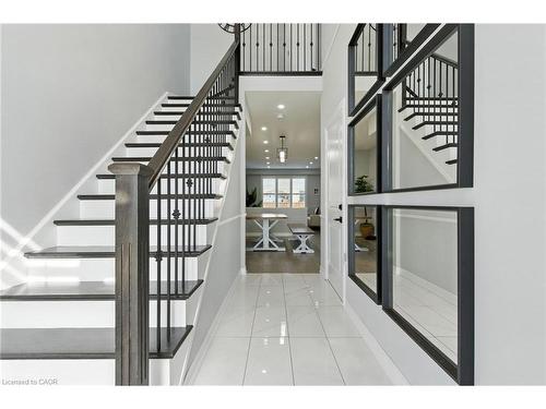 50 Fairgrounds Drive, Hamilton, ON - Indoor Photo Showing Other Room