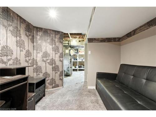 313 Graham Avenue S, Hamilton, ON - Indoor