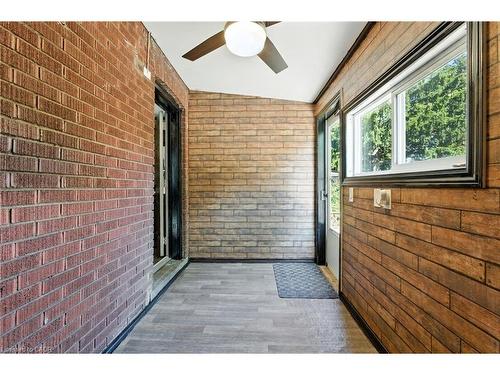 313 Graham Avenue S, Hamilton, ON - Indoor Photo Showing Other Room