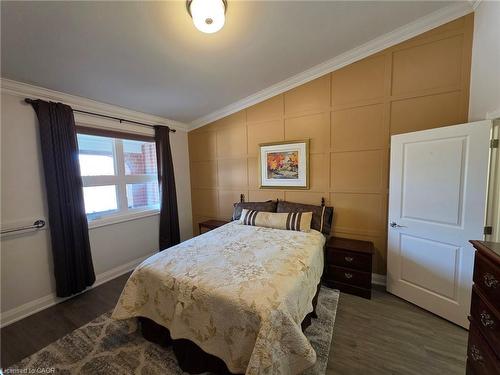 1 Monsignor Henkey Terrace, Hamilton, ON - Indoor Photo Showing Bedroom