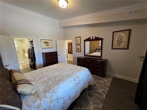 1 Monsignor Henkey Terrace, Hamilton, ON - Indoor Photo Showing Bedroom