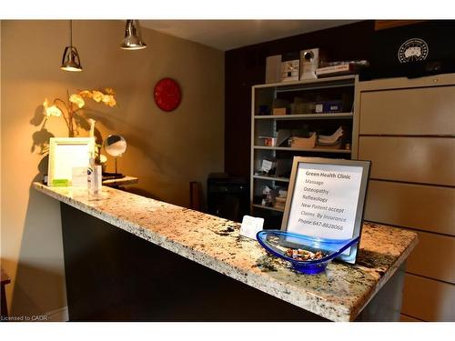 265 Queen Street S, Mississauga, ON 