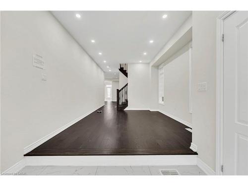 22 Wainwright Drive, Brampton, ON - Indoor Photo Showing Other Room