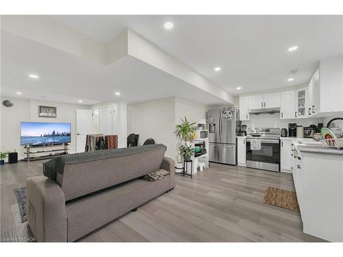 22 Wainwright Drive, Brampton, ON - Indoor