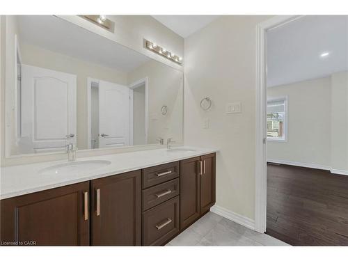 22 Wainwright Drive, Brampton, ON - Indoor Photo Showing Bathroom