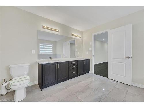 22 Wainwright Drive, Brampton, ON - Indoor Photo Showing Bathroom
