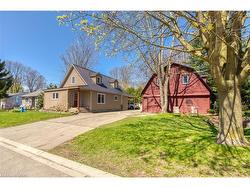 109 Mcnab Street E Port Dover, ON N0A 1N0