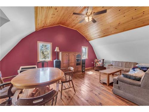 109 Mcnab Street E, Port Dover, ON - Indoor