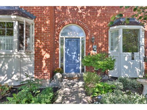 68 Tradewind Drive, Oakville, ON - Outdoor