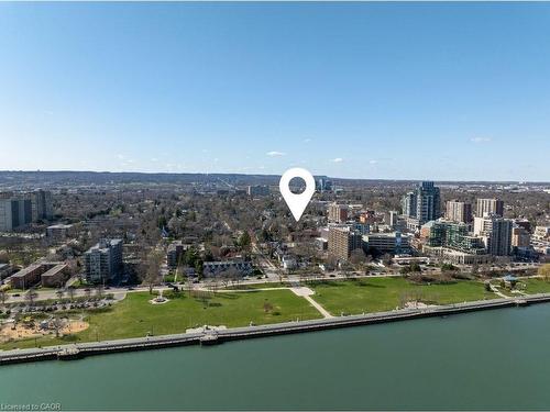 1427 Ontario Street, Burlington, ON 