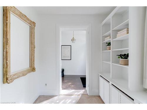 1427 Ontario Street, Burlington, ON 