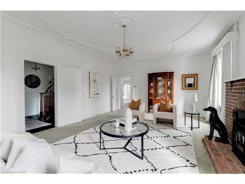 1427 Ontario Street, Burlington, ON 