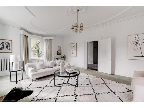 1427 Ontario Street, Burlington, ON 