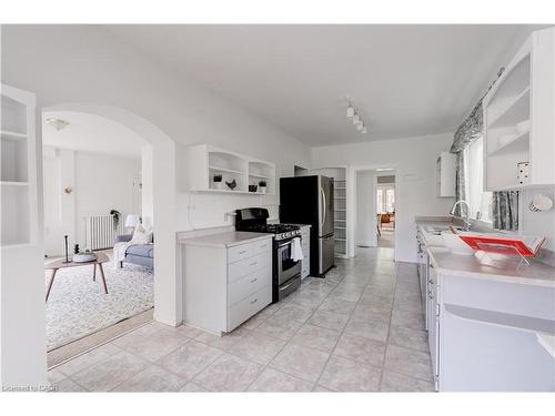 1427 Ontario Street, Burlington, ON 