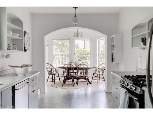 1427 Ontario Street, Burlington, ON 