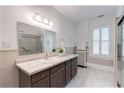 1427 Ontario Street, Burlington, ON 