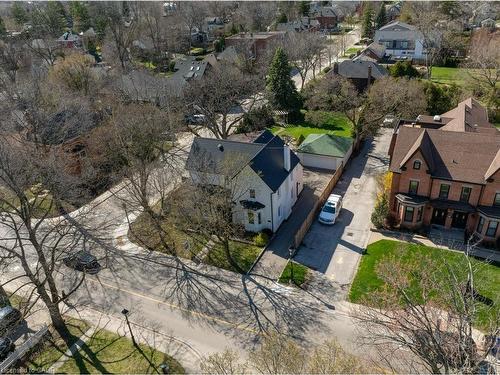 1427 Ontario Street, Burlington, ON 