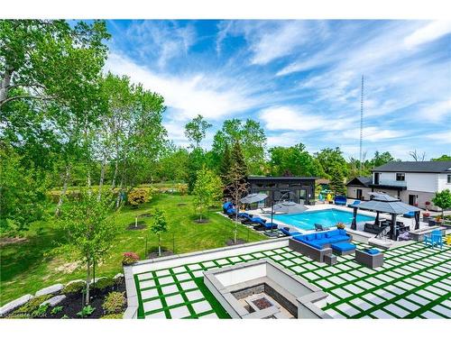 13311 Sixth Line Nassagaweya, Milton, ON - Outdoor With In Ground Pool