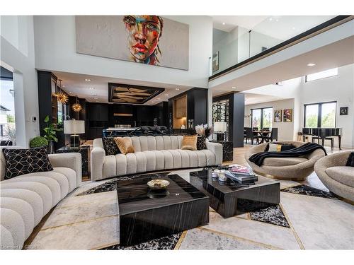 13311 Sixth Line Nassagaweya, Milton, ON - Indoor Photo Showing Living Room