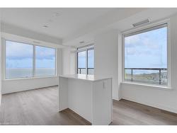 1408-385 Winston Road  Grimsby, ON L3M 0J3