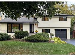 257 Strathcona Drive  Burlington, ON L7L 2C9