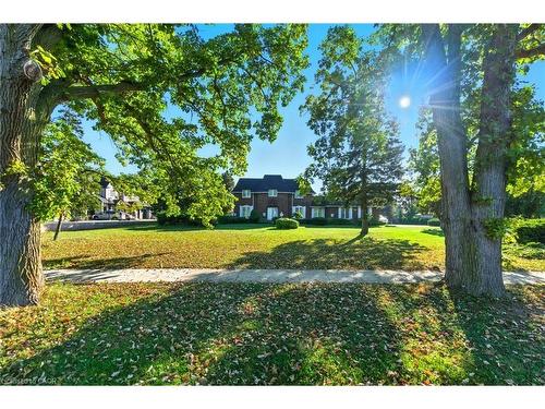 6916 Garner Road, Niagara Falls, ON 