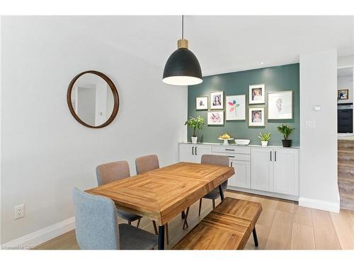 374 Magnolia Drive, Hamilton, ON - Indoor Photo Showing Dining Room
