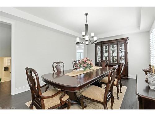 15 Robarts Drive, Ancaster, ON - Indoor Photo Showing Dining Room