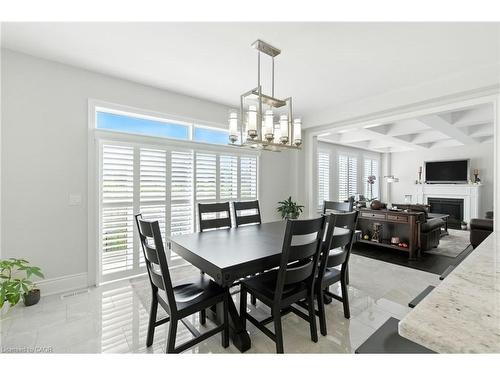 15 Robarts Drive, Ancaster, ON - Indoor Photo Showing Dining Room
