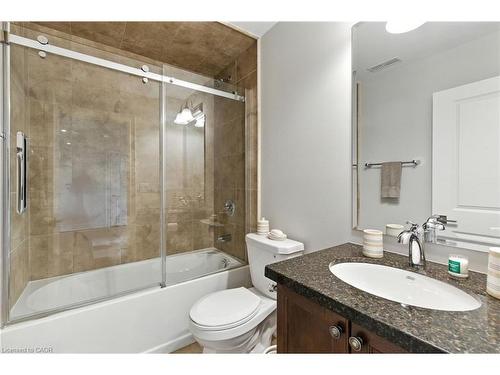 15 Robarts Drive, Ancaster, ON - Indoor Photo Showing Bathroom