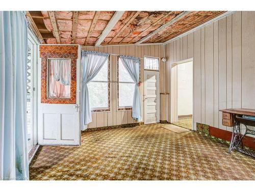 99 Blake Street, Hamilton, ON - Indoor Photo Showing Other Room