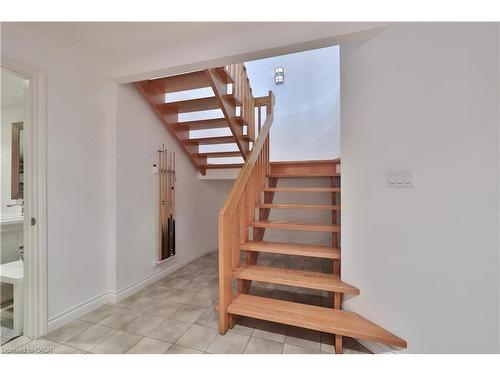 1270 1 Side Road, Burlington, ON - Indoor Photo Showing Other Room