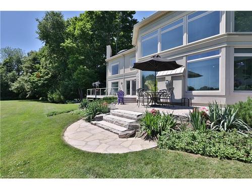 1270 1 Side Road, Burlington, ON - Outdoor