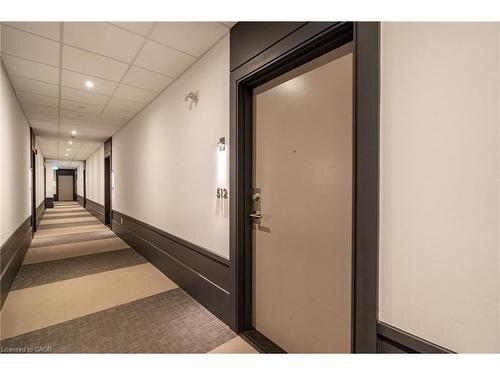 512-10 Concord Place, Grimsby, ON - Indoor Photo Showing Other Room