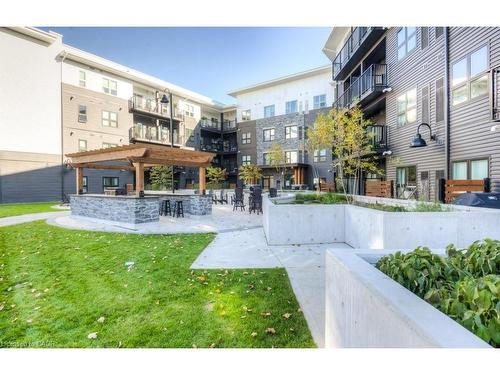 301-110 Fergus Avenue, Kitchener, ON - Outdoor