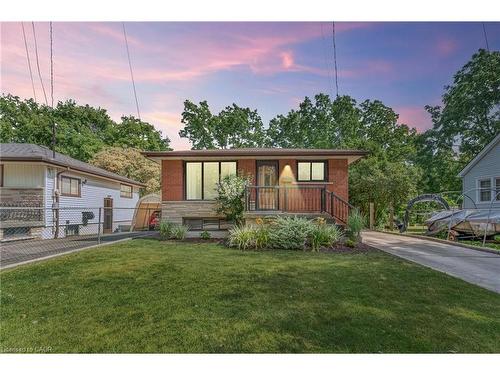 323 Hixon Road, Hamilton, ON - Outdoor With Deck Patio Veranda