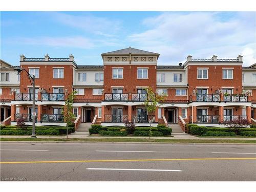 10-15 Hays Boulevard  Oakville, ON L6H 0H8