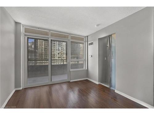 725-38 Joe Shuster Way, Toronto, ON - Indoor Photo Showing Other Room