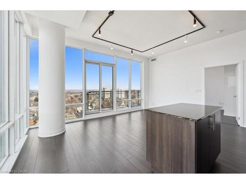 1702-85 Duke Street W, Kitchener, ON - Indoor