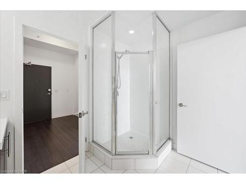 1702-85 Duke Street W, Kitchener, ON - Indoor