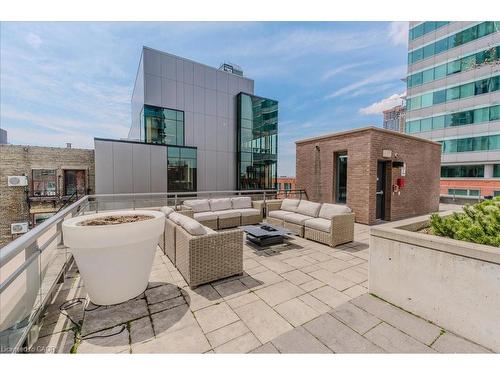 1702-85 Duke Street W, Kitchener, ON - Outdoor